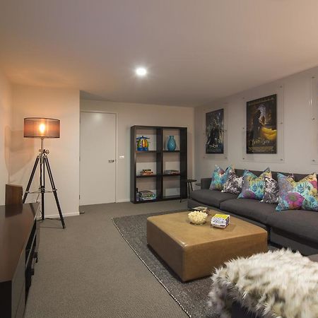 Lakefront Luxury By Amazing Accom Queenstown Exterior foto