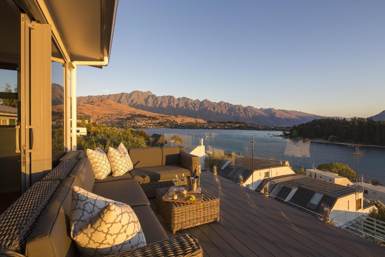 Lakefront Luxury By Amazing Accom Queenstown Exterior foto